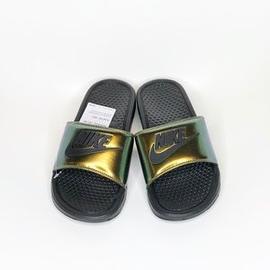 nike benassi green